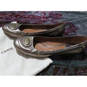 Chloe Chloé Silver Italian Leather Logo embossed slip On ballet flats shoes sz 9